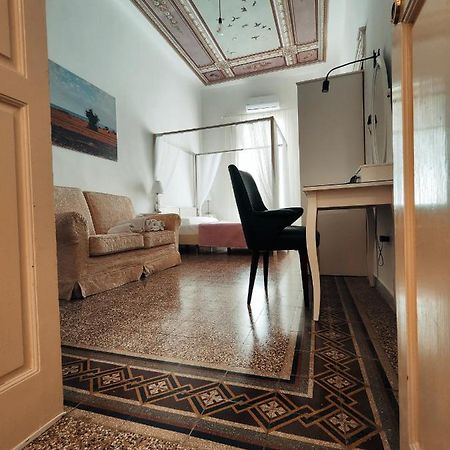 La Suite Di Eva Mola di Bari Extérieur photo